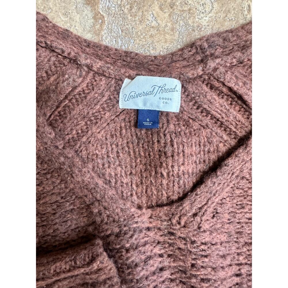 Universal Thread Knit Sweater Bundle - Picture 5 of 5